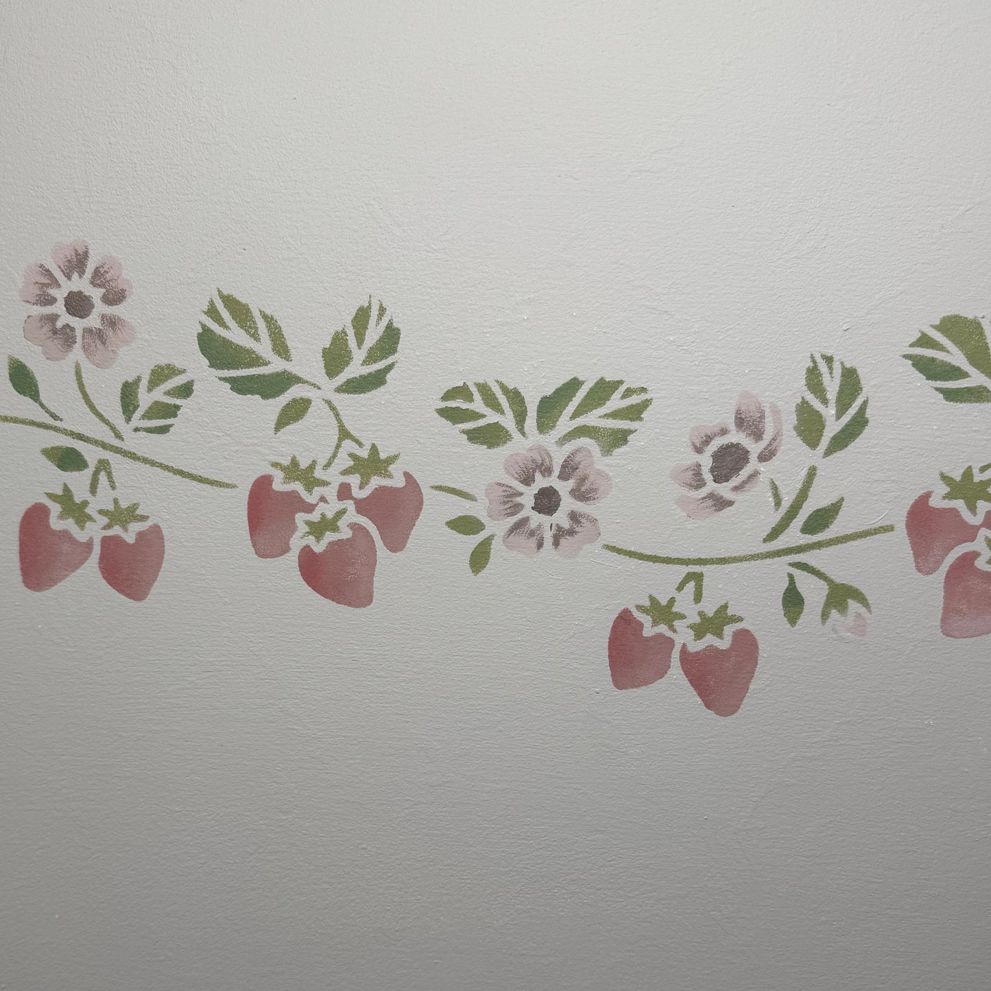 Strawberry Border Stencil